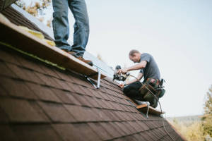 Find Roofers in Marinette County